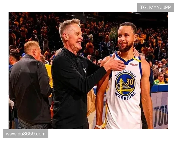 科尔盛赞库里同龄无人更强全明星